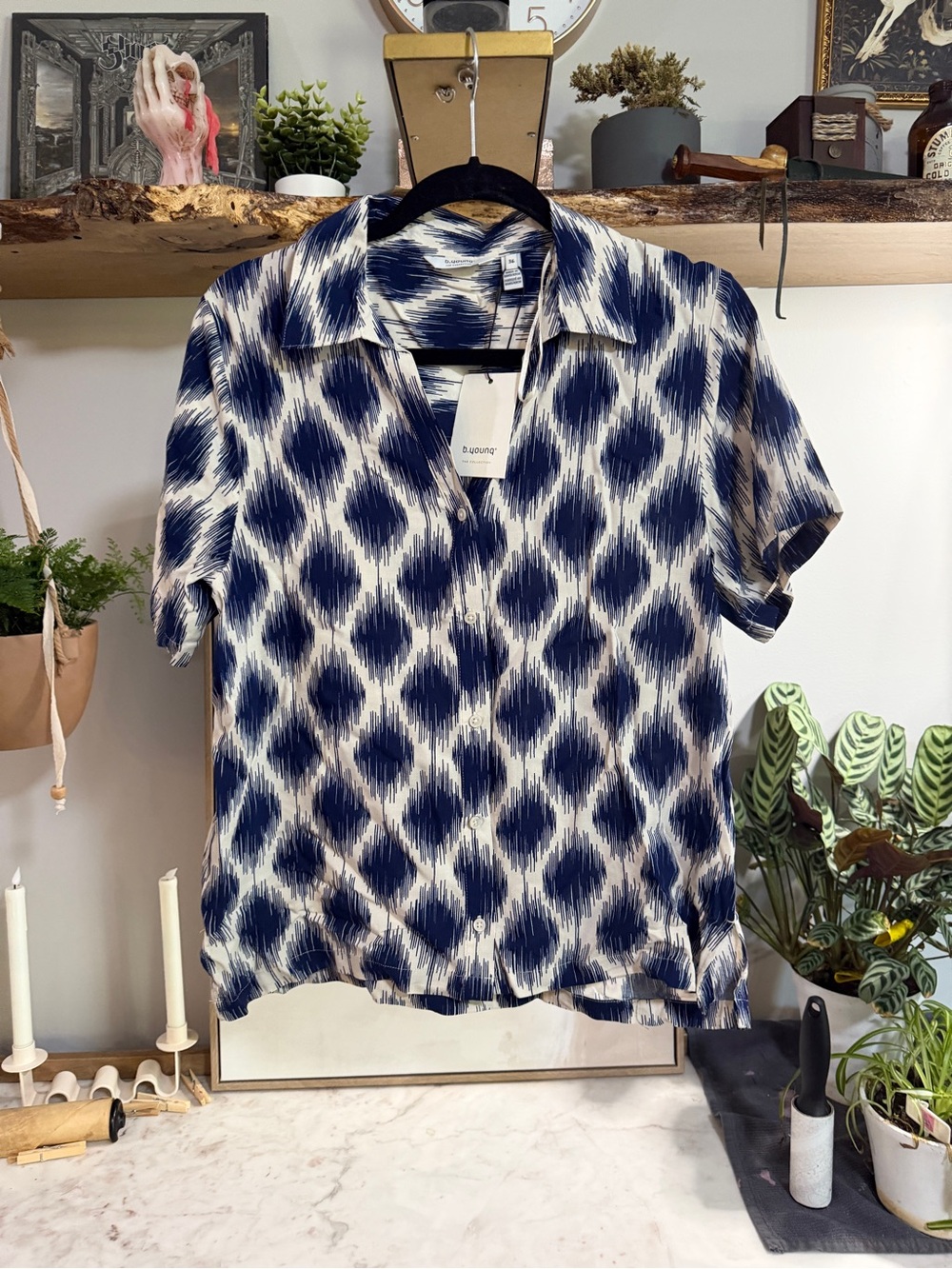 NWT b.young Short-Sleeve Navy Ikat-Pattern Button-Down Shirt